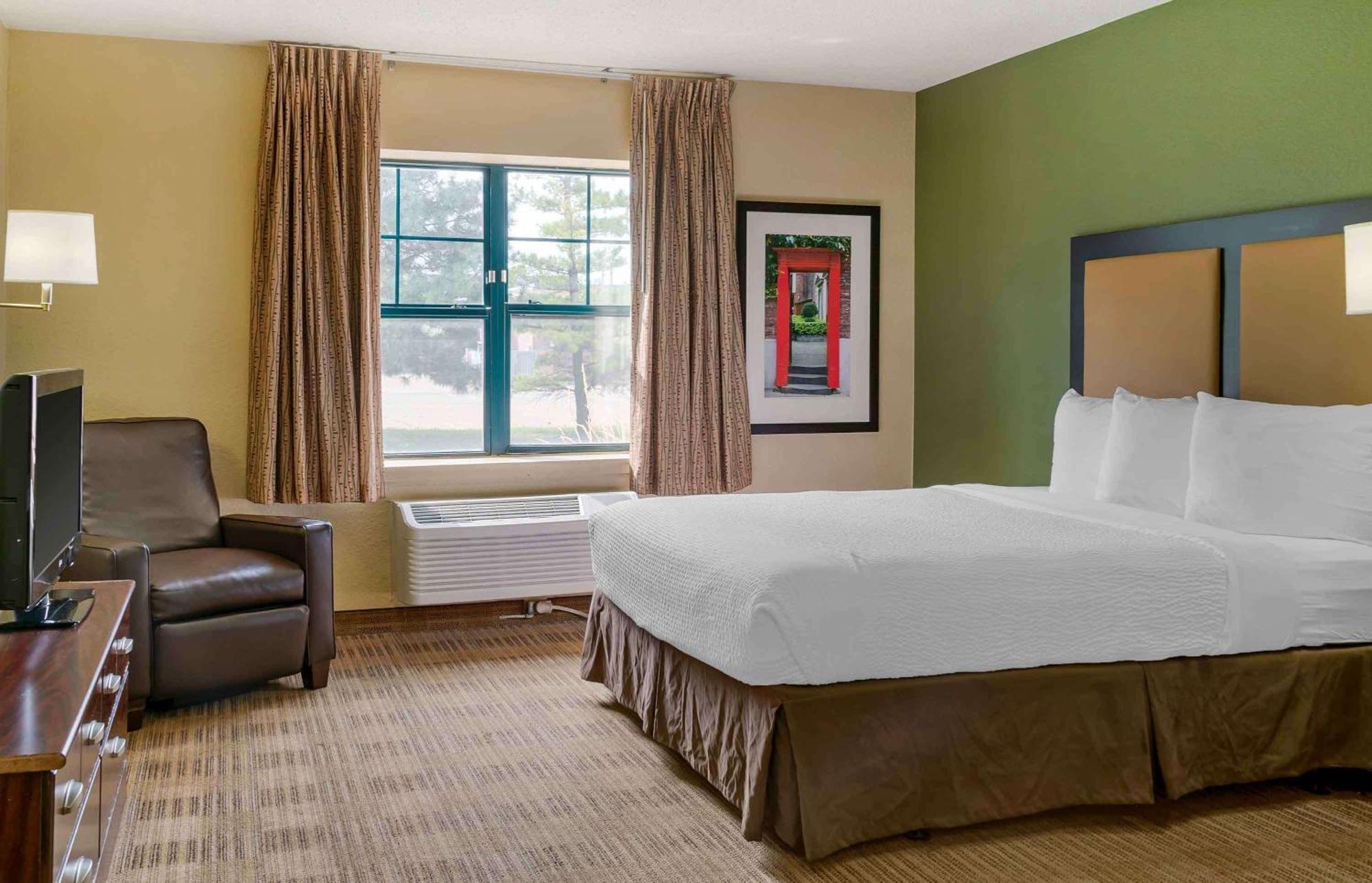 Extended Stay America Select Suites - Chicago - Naperville - West Exteriör bild